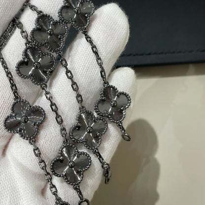 [BLAUE TRÄNEN]KLEEBLATT 5 MOTIV SCHWARZES ARMBAND 