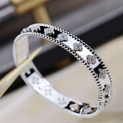 [BLAUE TRÄNEN]KLEE-ARMBAND 8MM DIAMANTEN