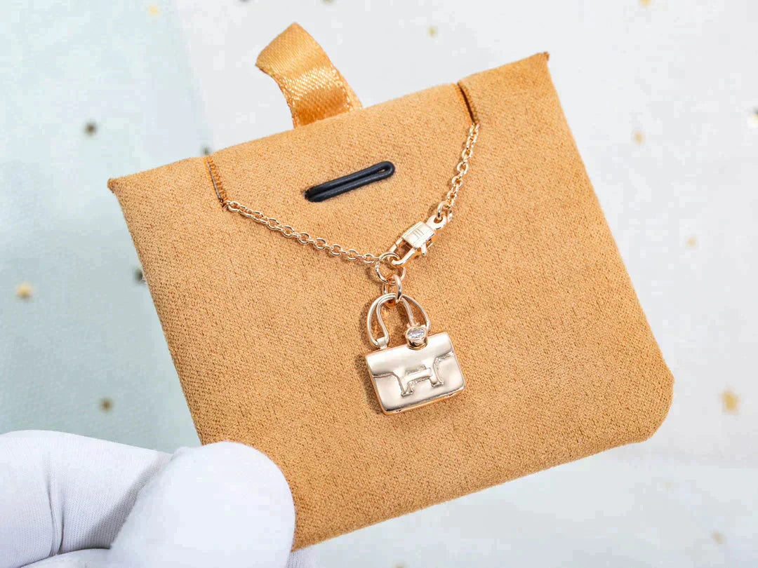 [BLUE TEARS]AMULETTE PEDANT ROSE GOLD NECKLACE