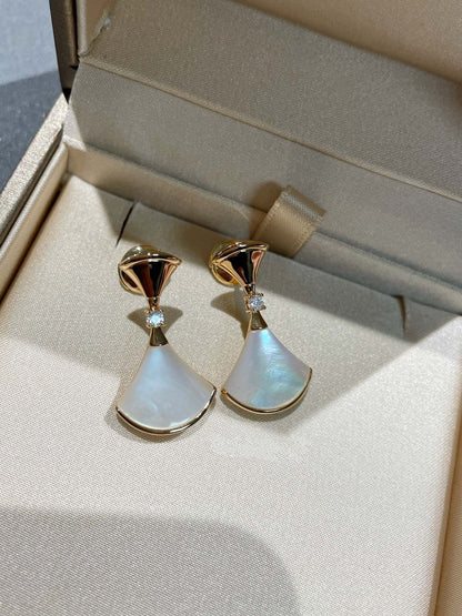 [BLUE TEARS]DREAM MOP 1 DIAMOND EARRINGS
