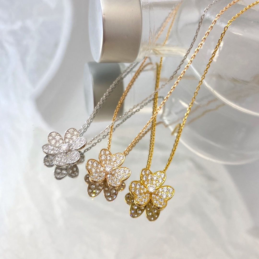 [BLUE TEARS]FLOWER DIAMOND NECKLACE