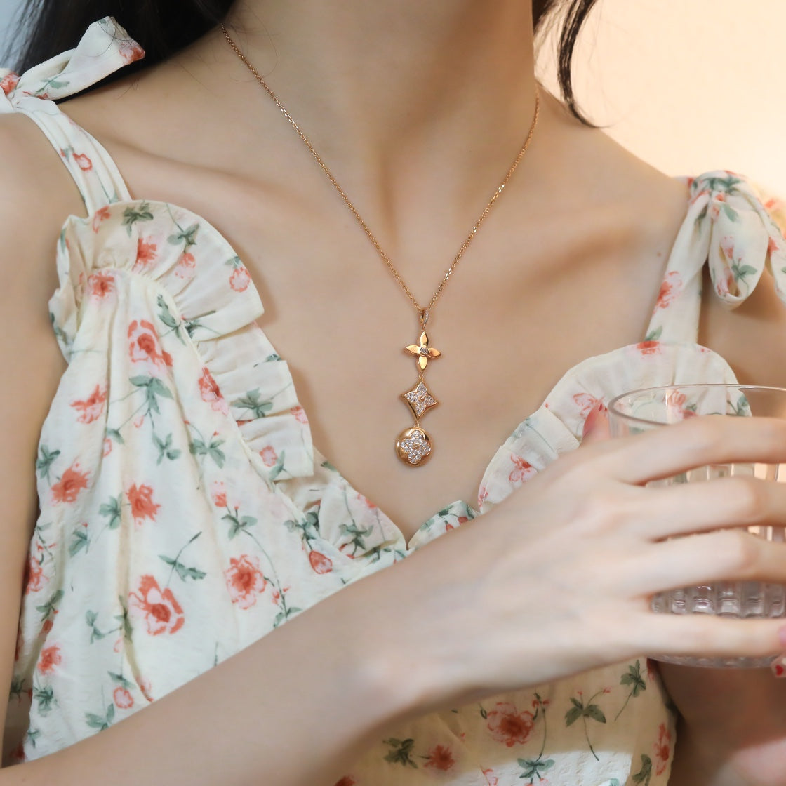 [BLUE TEARS]STAR AND SUN DIAMOND PINK GOLD NECKLACE