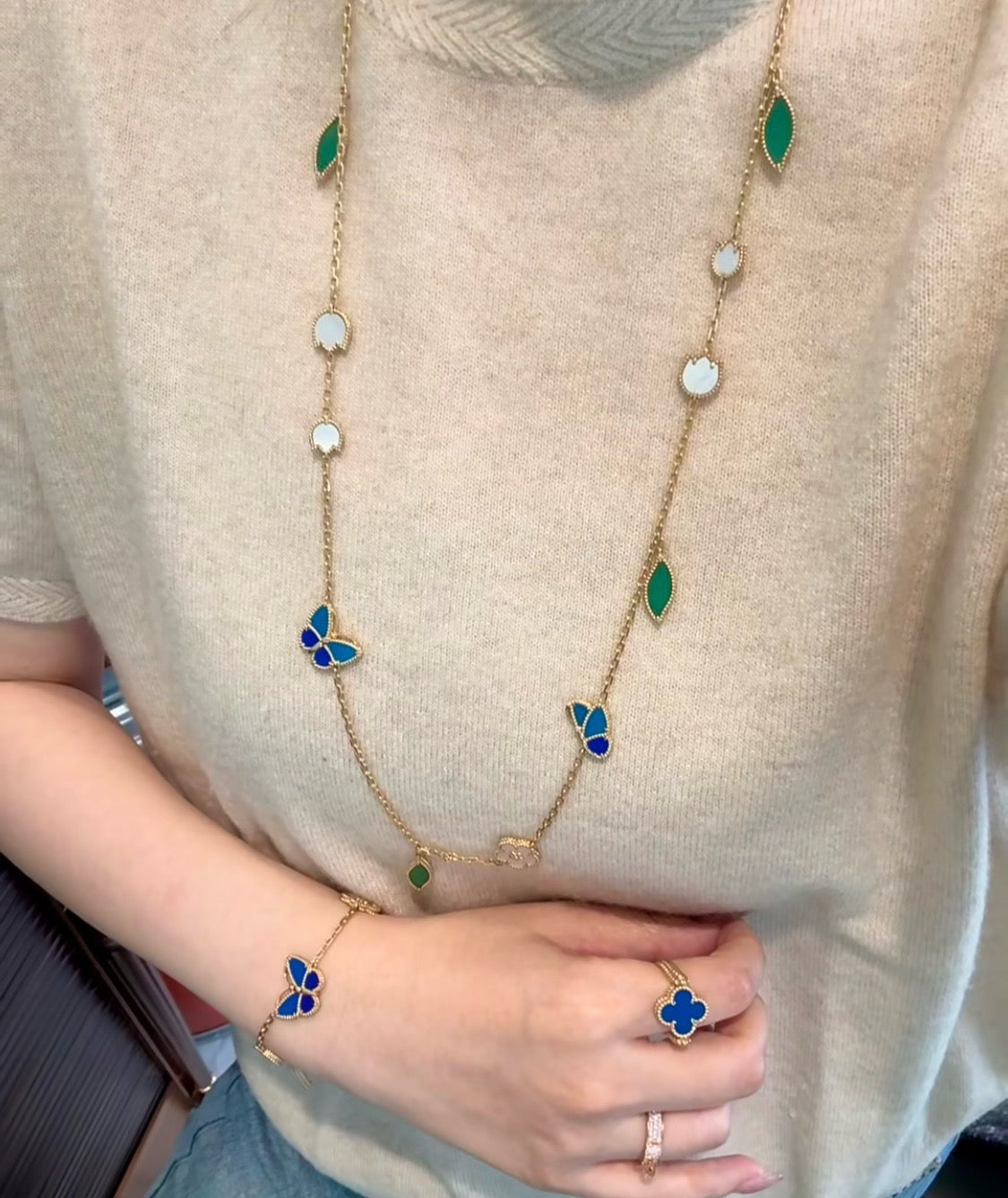 [Blue Tears Jewelry]LUCKY SPRING BUTTERFLY 15 FLOWER NECKLACE