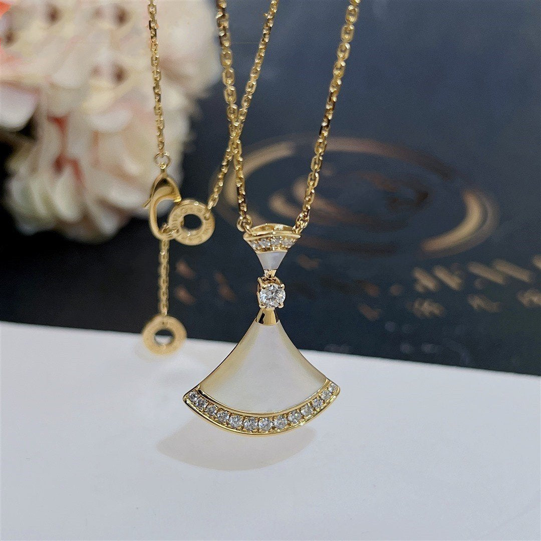 [BLUE TEARS]DREAM NECKLACE MOP GOLD DIAMOND