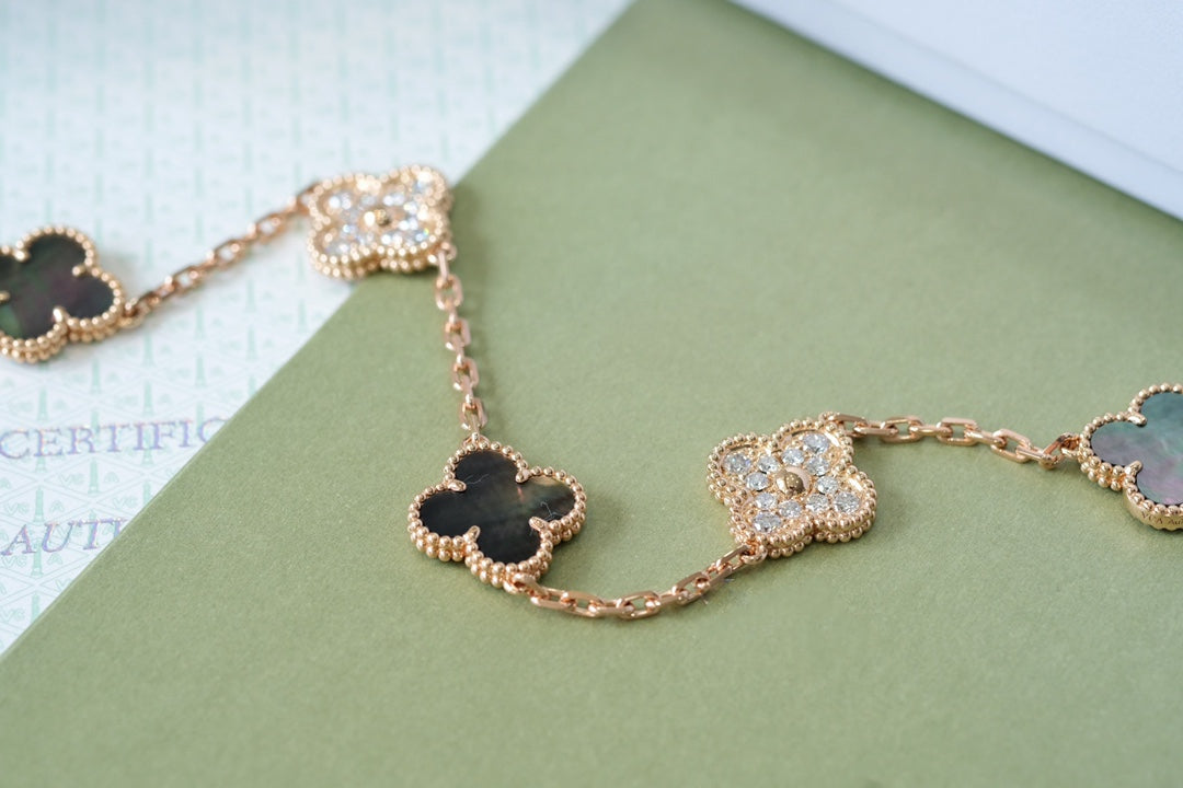 [BLUE TEARS]CLOVER 5 MOTIFS DARK MOP AND DIAMONDS PINK GOLD BRACELET